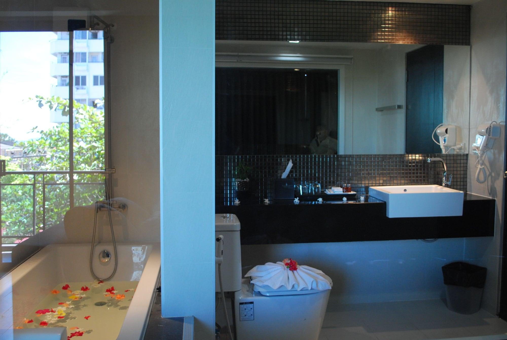 Inn Place Serviced Residence Паттайя Экстерьер фото