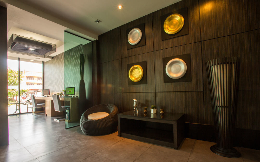 Inn Place Serviced Residence Паттайя Экстерьер фото