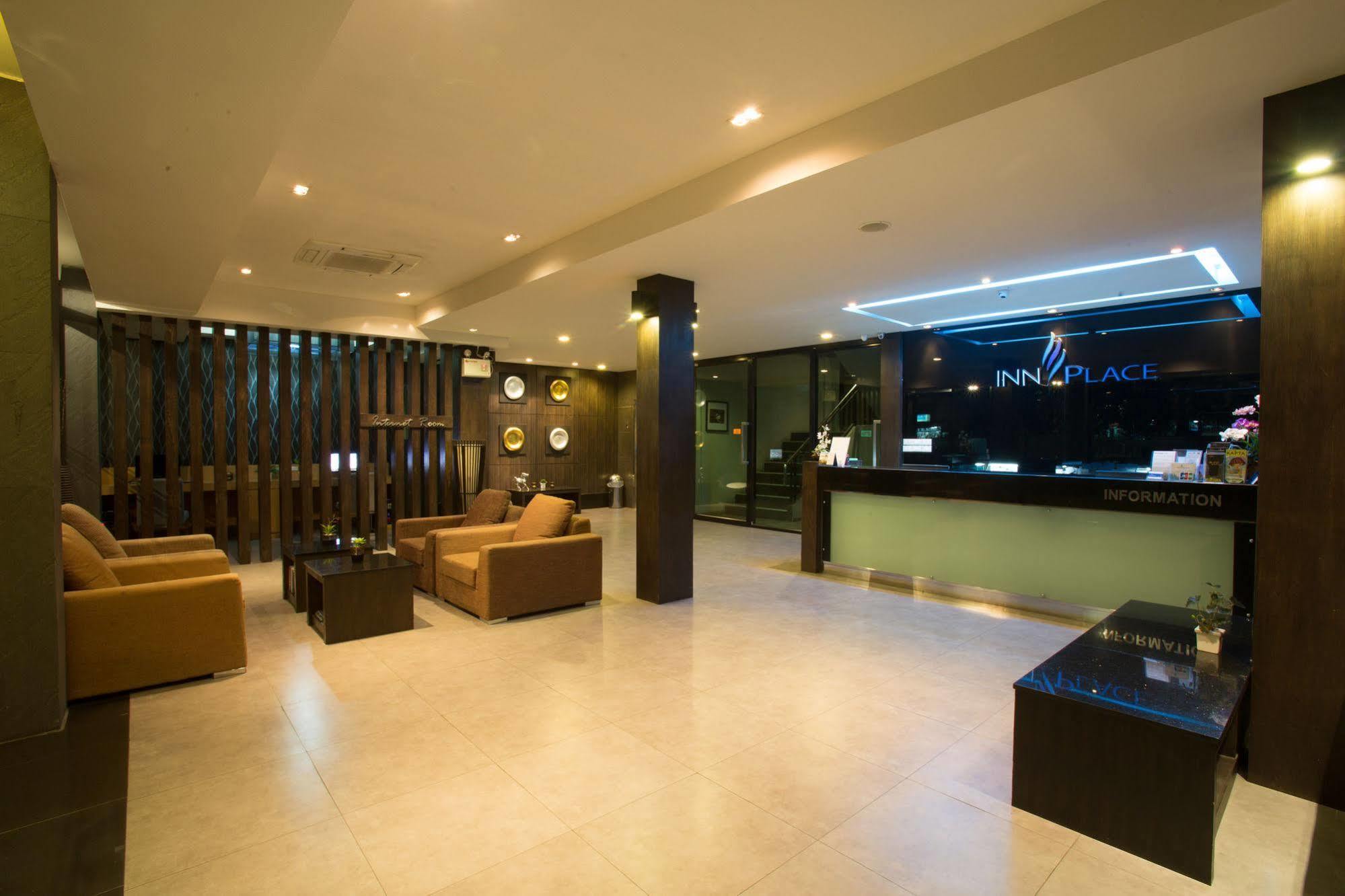Inn Place Serviced Residence Паттайя Экстерьер фото